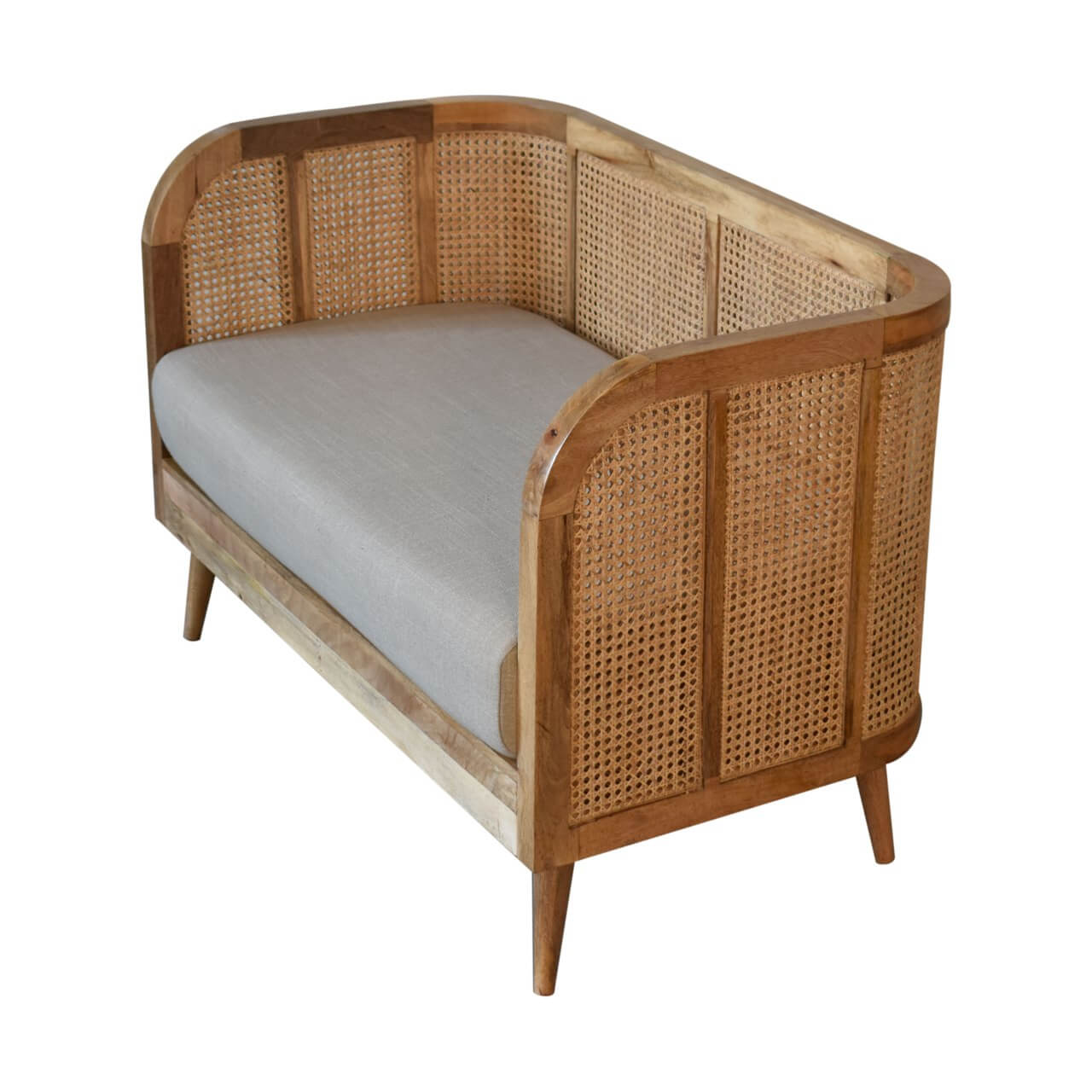 Erik Sofa, Rattan