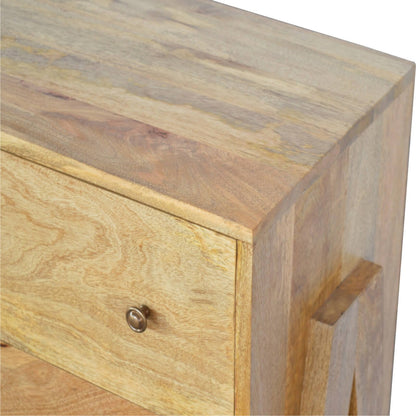 https://www.artisanfurniture.net/trestle-chest/